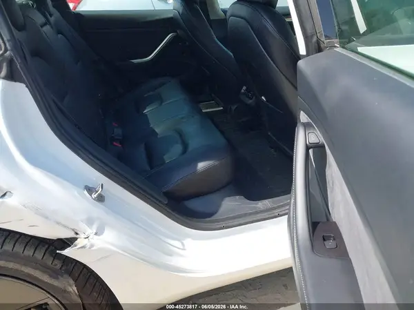 5YJ3E1EB1MF044076 2021 TESLA MODEL 3 - Image 8