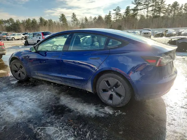 5YJ3E1EB1MF060231 2021 TESLA MODEL 3 - Image 2