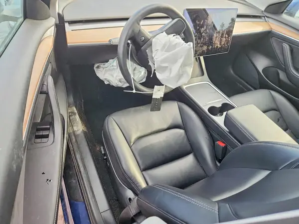 5YJ3E1EB1MF060231 2021 TESLA MODEL 3 - Image 8