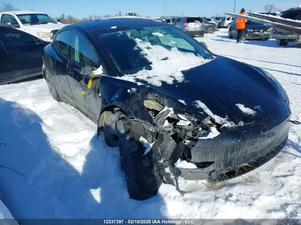 5YJ3E1EB1MF063212 2021 TESLA MODEL 3 - Image 1