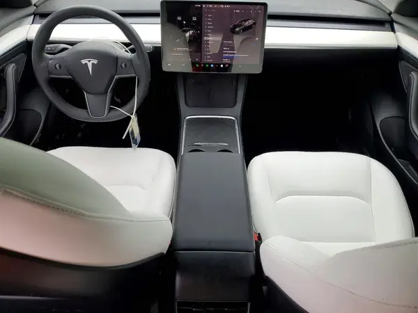 5YJ3E1EB1MF064246 2021 TESLA MODEL 3 - Image 8