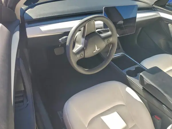 5YJ3E1EB1MF066367 2021 TESLA MODEL 3 - Image 8