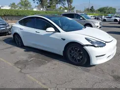 5YJ3E1EB1MF068099 2021 TESLA MODEL 3