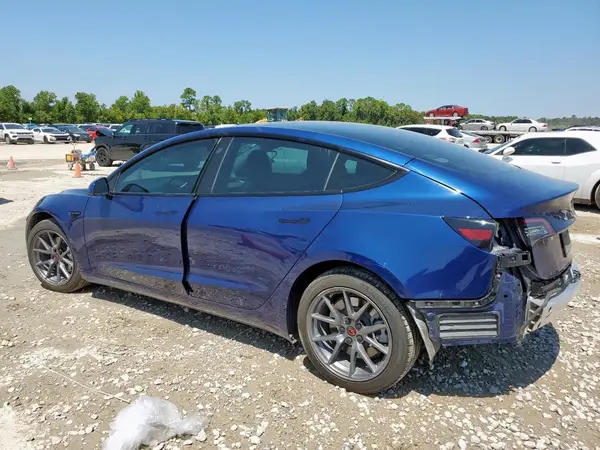5YJ3E1EB1MF069222 2021 TESLA MODEL 3 - Image 2