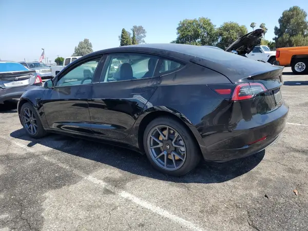 5YJ3E1EB1MF074422 2021 TESLA MODEL 3 - Image 2