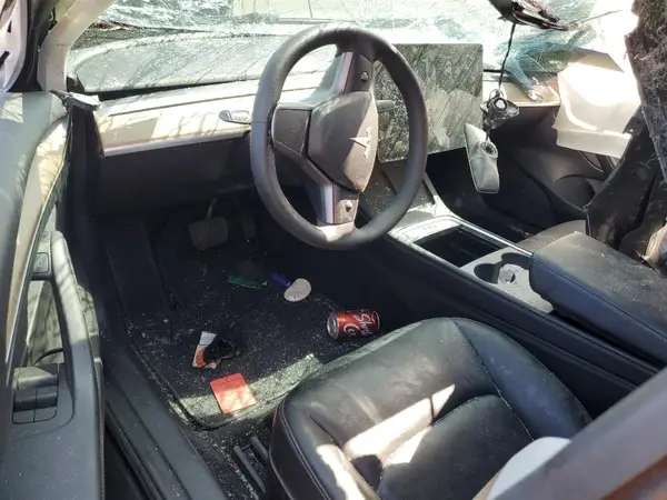 5YJ3E1EB1MF075912 2021 TESLA MODEL 3 - Image 8