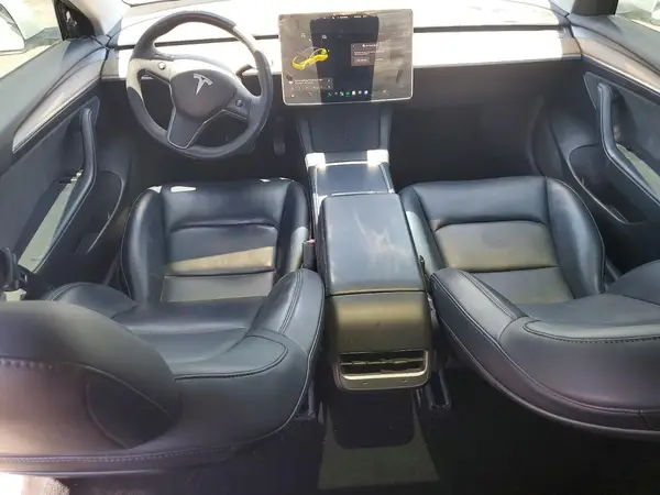 5YJ3E1EB1MF077921 2021 TESLA MODEL 3 - Image 8