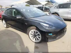 5YJ3E1EB1MF085548 2021 TESLA MODEL 3
