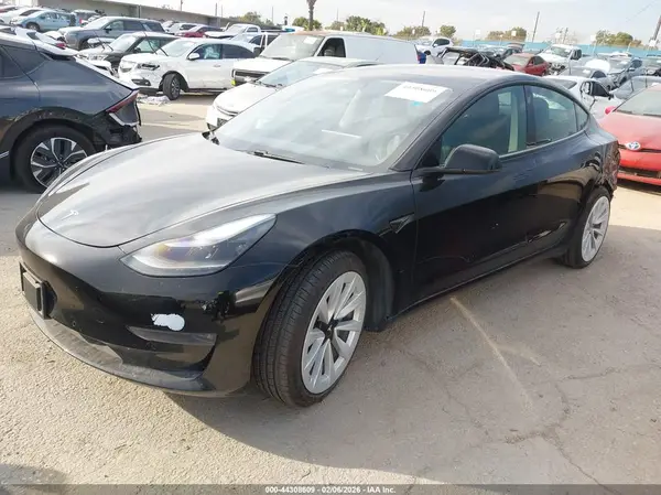 5YJ3E1EB1MF085548 2021 TESLA MODEL 3 - Image 2