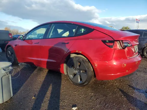 5YJ3E1EB1MF085579 2021 TESLA MODEL 3 - Image 2