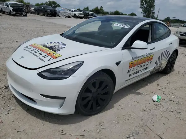 5YJ3E1EB1MF087025 2021 TESLA MODEL 3 - Image 1