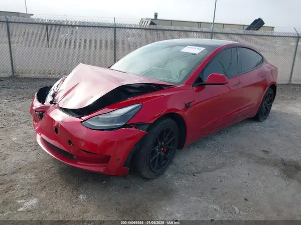5YJ3E1EB1MF093164 2021 TESLA MODEL 3 - Image 2