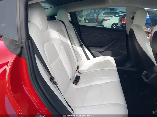 5YJ3E1EB1MF093164 2021 TESLA MODEL 3 - Image 8