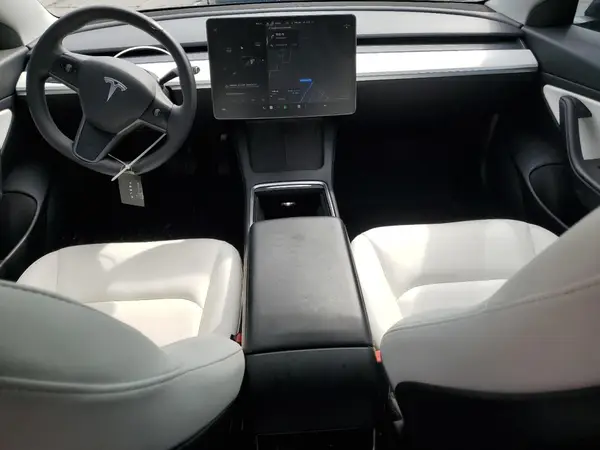 5YJ3E1EB1MF836938 2021 TESLA MODEL 3 - Image 8