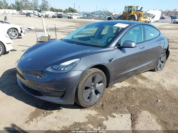5YJ3E1EB1MF855117 2021 TESLA MODEL 3 - Image 2
