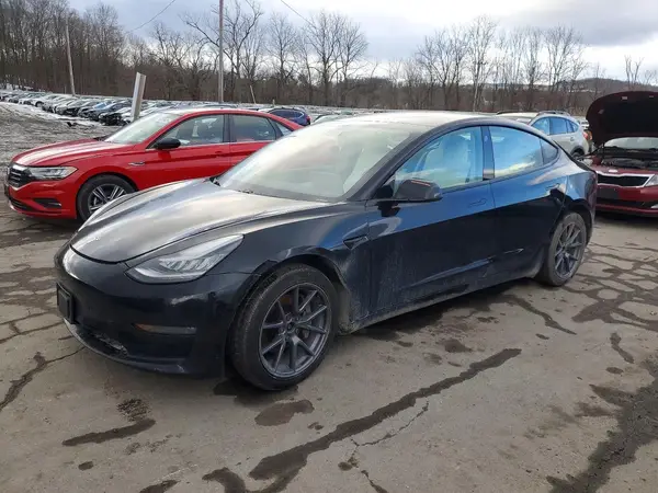 5YJ3E1EB1MF859989 2021 TESLA MODEL 3 - Image 1