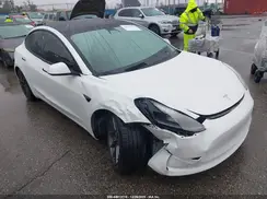 5YJ3E1EB1MF872760 2021 TESLA MODEL 3