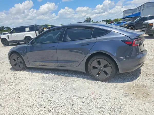 5YJ3E1EB1MF876338 2021 TESLA MODEL 3 - Image 2