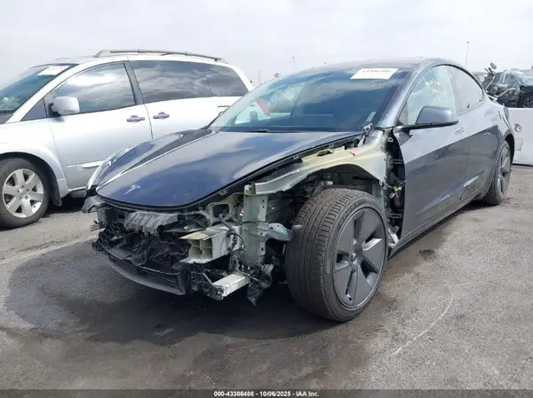 5YJ3E1EB1MF878364 2021 TESLA MODEL 3 - Image 2