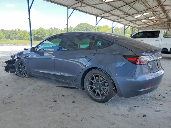 5YJ3E1EB1MF923867 2021 TESLA MODEL 3 - Image 2