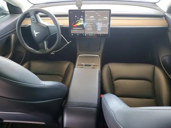 5YJ3E1EB1MF923867 2021 TESLA MODEL 3 - Image 8