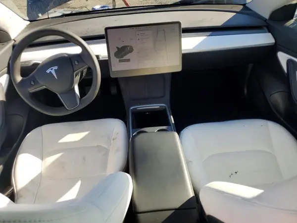 5YJ3E1EB1MF926686 2021 TESLA MODEL 3 - Image 8