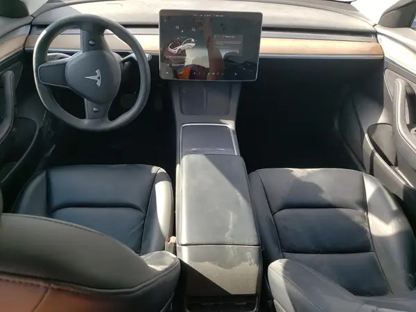 5YJ3E1EB1MF975239 2021 TESLA MODEL 3 - Image 8