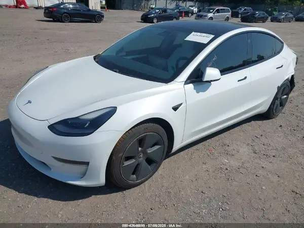 5YJ3E1EB1MF981445 2021 TESLA MODEL 3 - Image 2