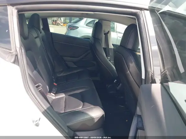 5YJ3E1EB1MF990436 2021 TESLA MODEL 3 - Image 8