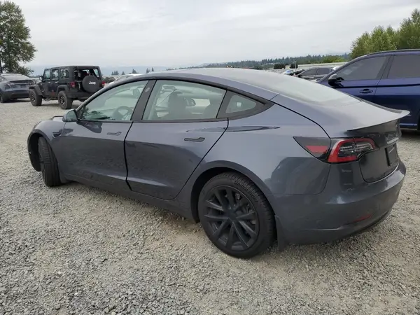 5YJ3E1EB1MF995314 2021 TESLA MODEL 3 - Image 2
