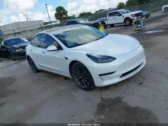 5YJ3E1EB1NF101829 2022 TESLA MODEL 3