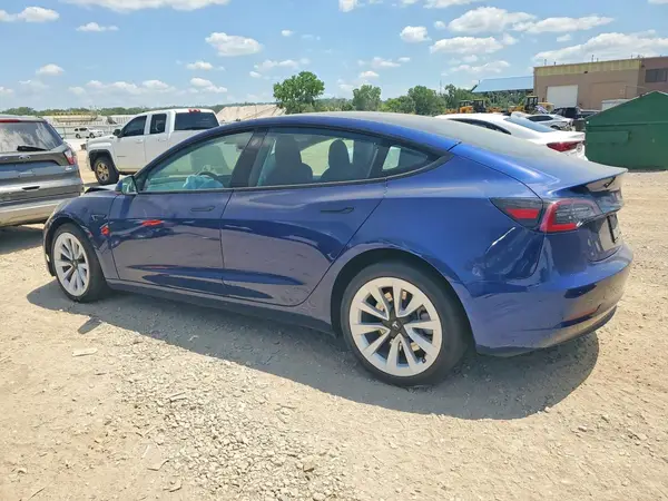 5YJ3E1EB1NF104147 2022 TESLA MODEL 3 - Image 2