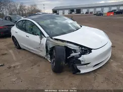 5YJ3E1EB1NF110675 2022 TESLA MODEL 3