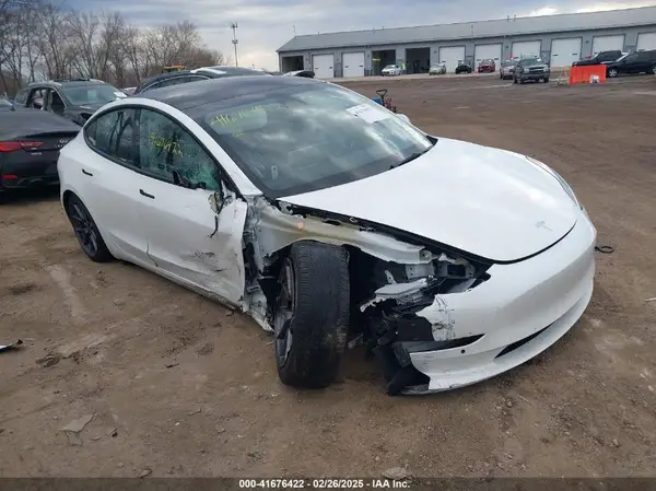 5YJ3E1EB1NF110675 2022 TESLA MODEL 3 - Image 1