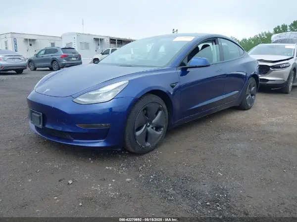 5YJ3E1EB1NF115049 2022 TESLA MODEL 3 - Image 2