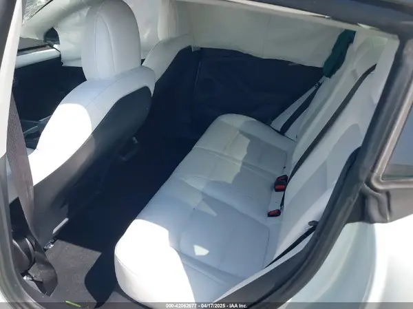 5YJ3E1EB1NF116850 2022 TESLA MODEL 3 - Image 8