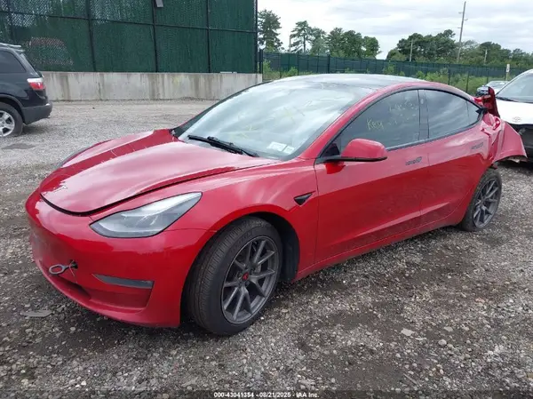5YJ3E1EB1NF117660 2022 TESLA MODEL 3 - Image 2