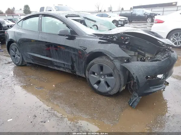 5YJ3E1EB1NF118792 2022 TESLA MODEL 3 - Image 1