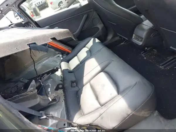 5YJ3E1EB1NF121045 2022 TESLA MODEL 3 - Image 8