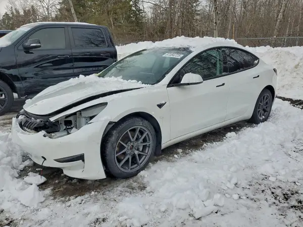5YJ3E1EB1NF123703 2022 TESLA MODEL 3 - Image 1