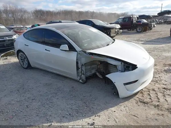 5YJ3E1EB1NF129291 2022 TESLA MODEL 3 - Image 1