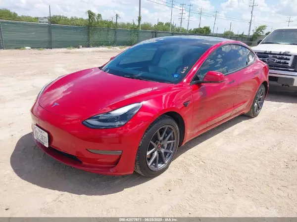 5YJ3E1EB1NF131137 2022 TESLA MODEL 3 - Image 2