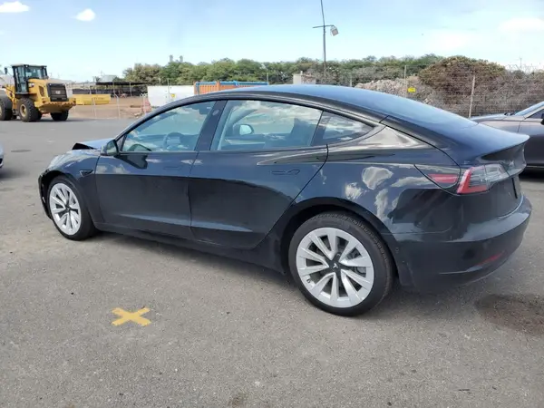 5YJ3E1EB1NF132997 2022 TESLA MODEL 3 - Image 2
