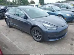 5YJ3E1EB1NF133342 2022 TESLA MODEL 3