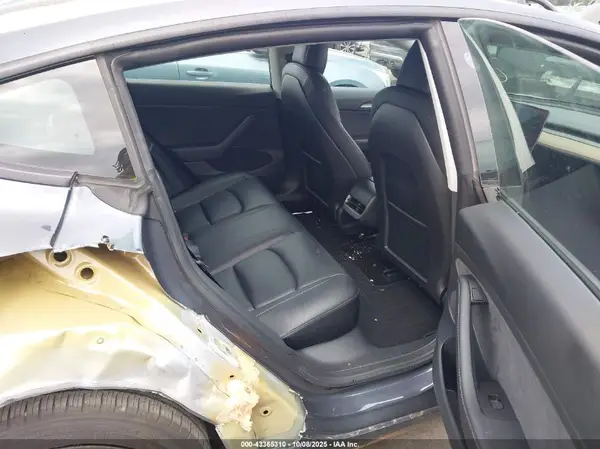 5YJ3E1EB1NF133342 2022 TESLA MODEL 3 - Image 8