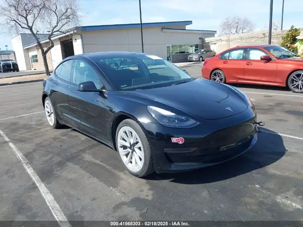 5YJ3E1EB1NF133356 2022 TESLA MODEL 3 - Image 1