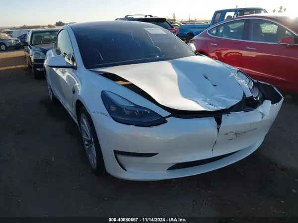 5YJ3E1EB1NF137536 2022 TESLA MODEL 3 - Image 1