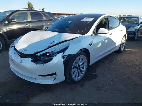 5YJ3E1EB1NF137536 2022 TESLA MODEL 3 - Image 2