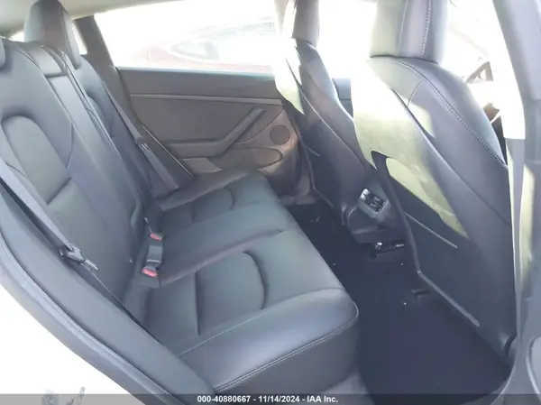5YJ3E1EB1NF137536 2022 TESLA MODEL 3 - Image 8