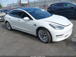 5YJ3E1EB1NF143580 2022 TESLA MODEL 3